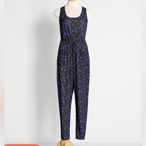 ModCloth Size Medium Snooze for Snowflakes Jumpsuit